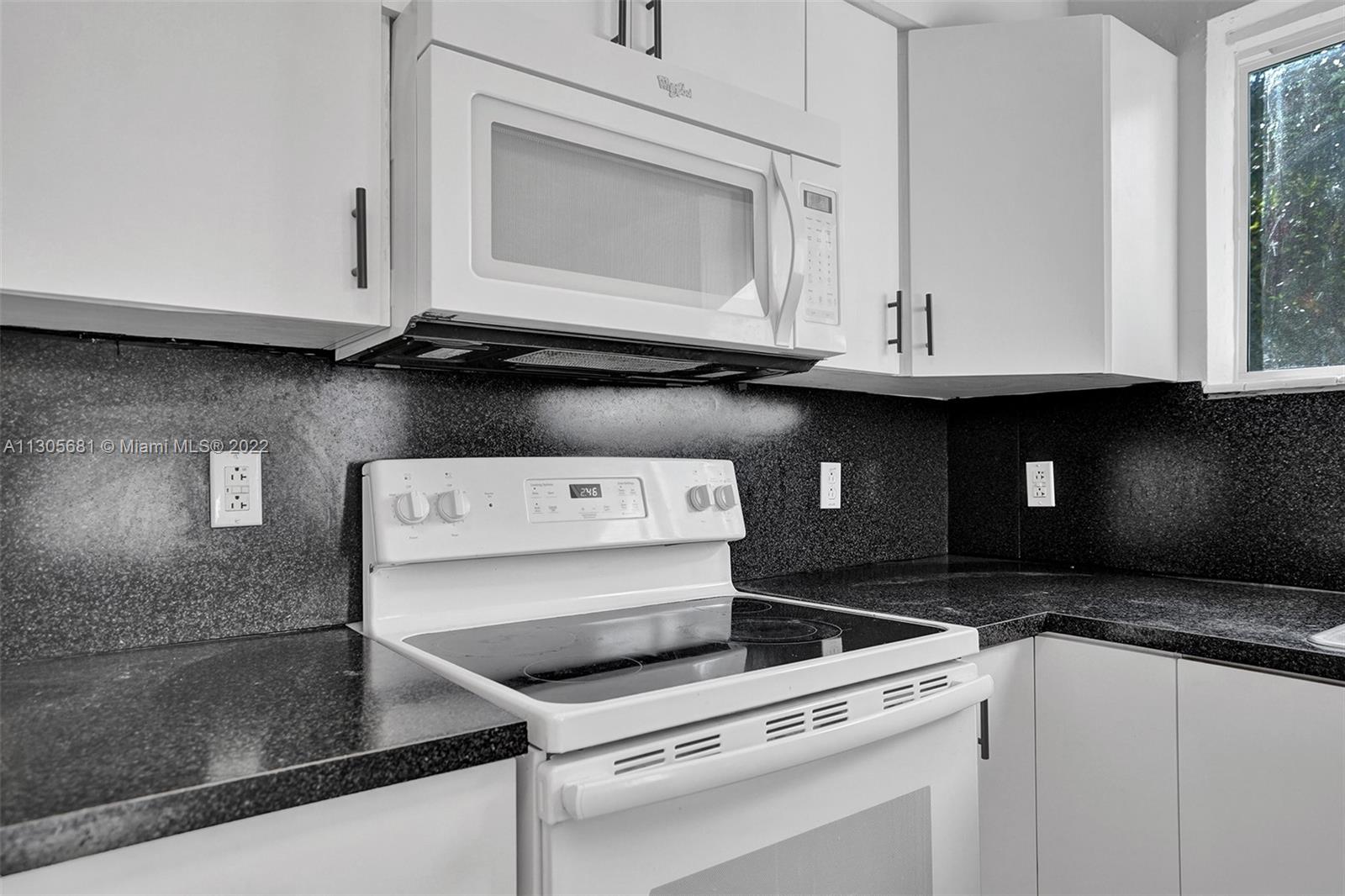 BISCAYNE BLVD PARK - Residential Lease