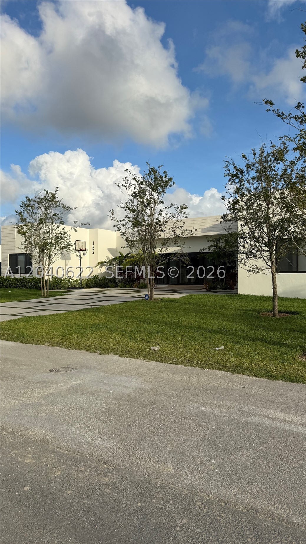 Estates of biscayne - Residential