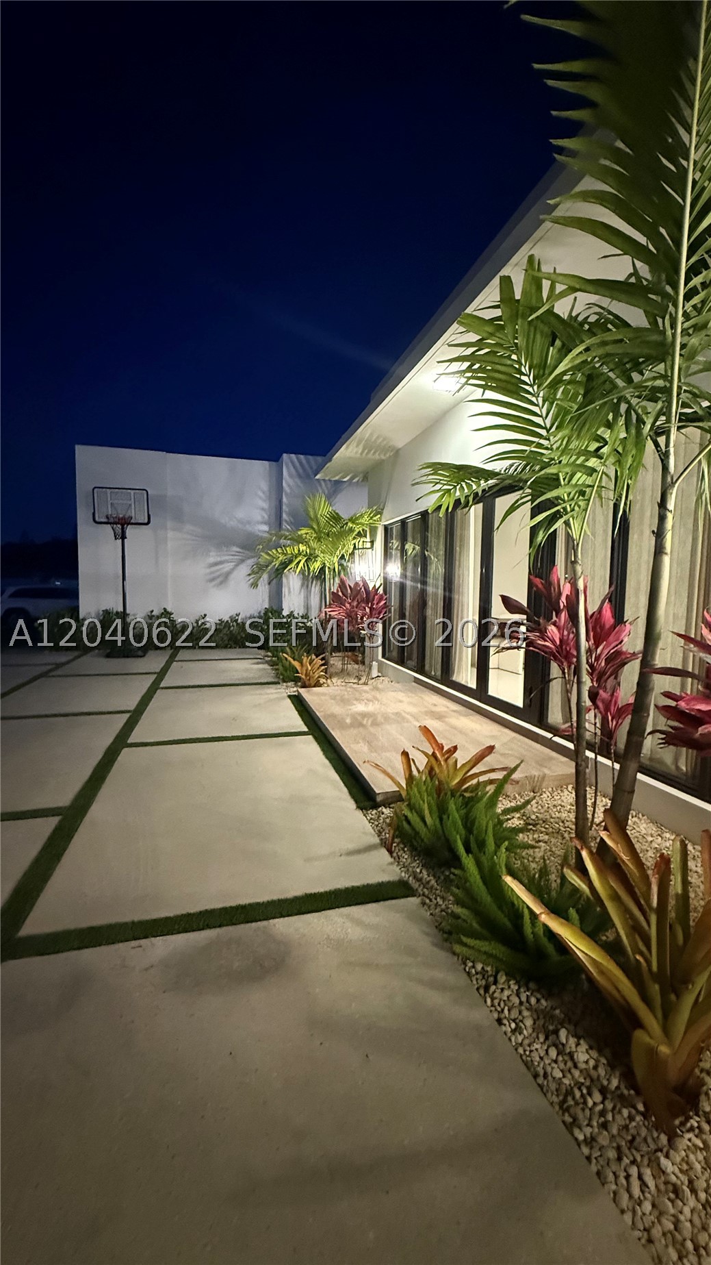 Estates of biscayne - Residential