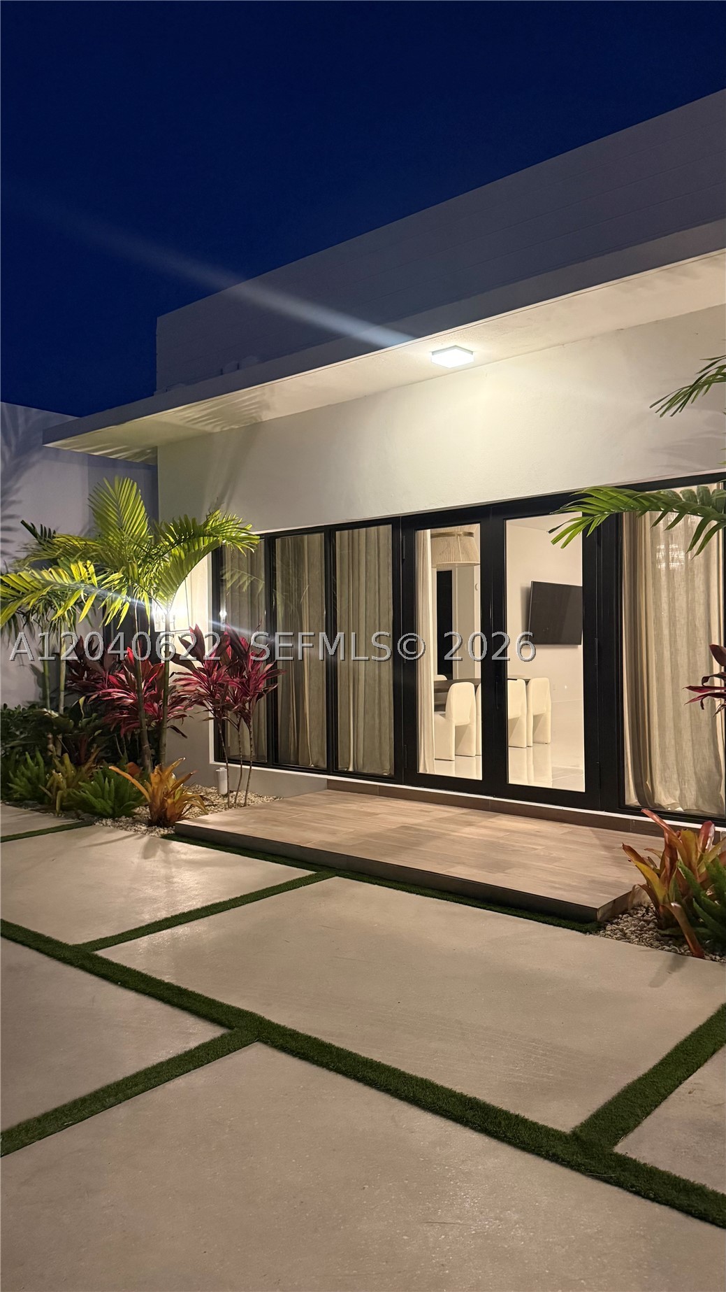 Estates of biscayne - Residential