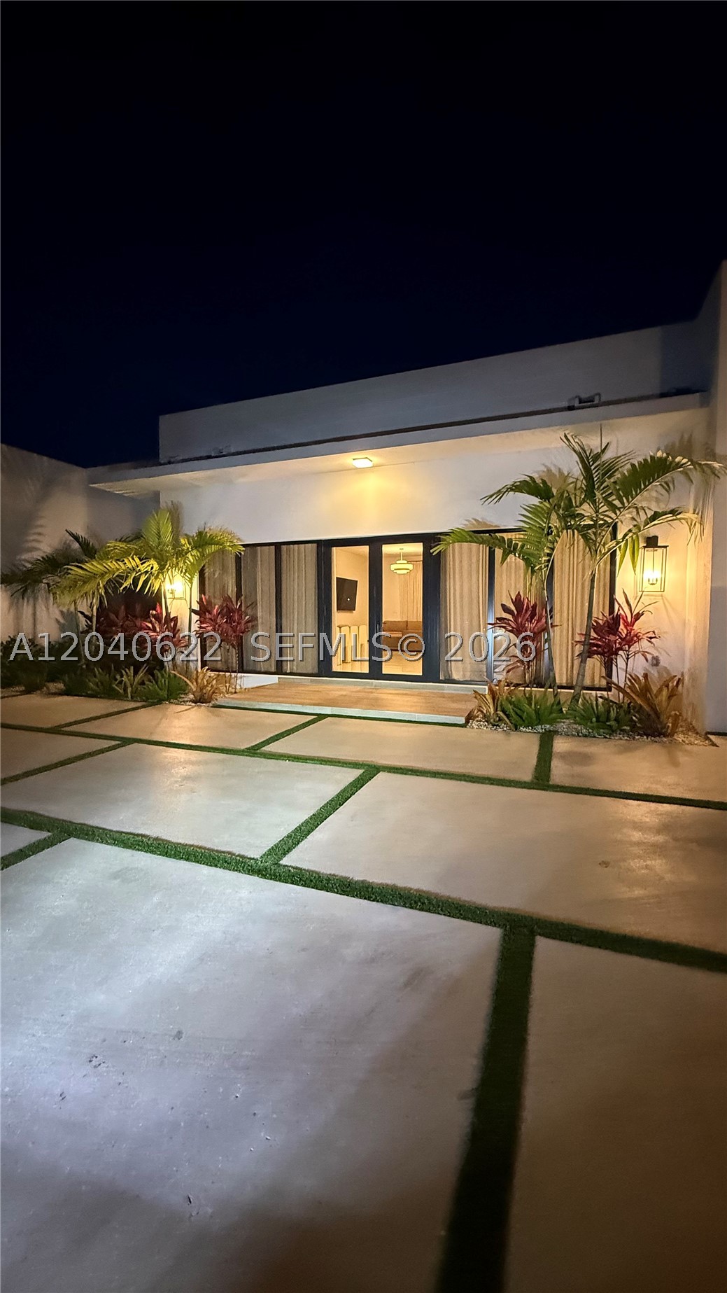 Estates of biscayne - Residential