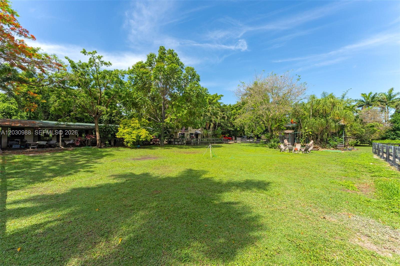 REDLAND 1/1 HORSE OK - Residential Lease