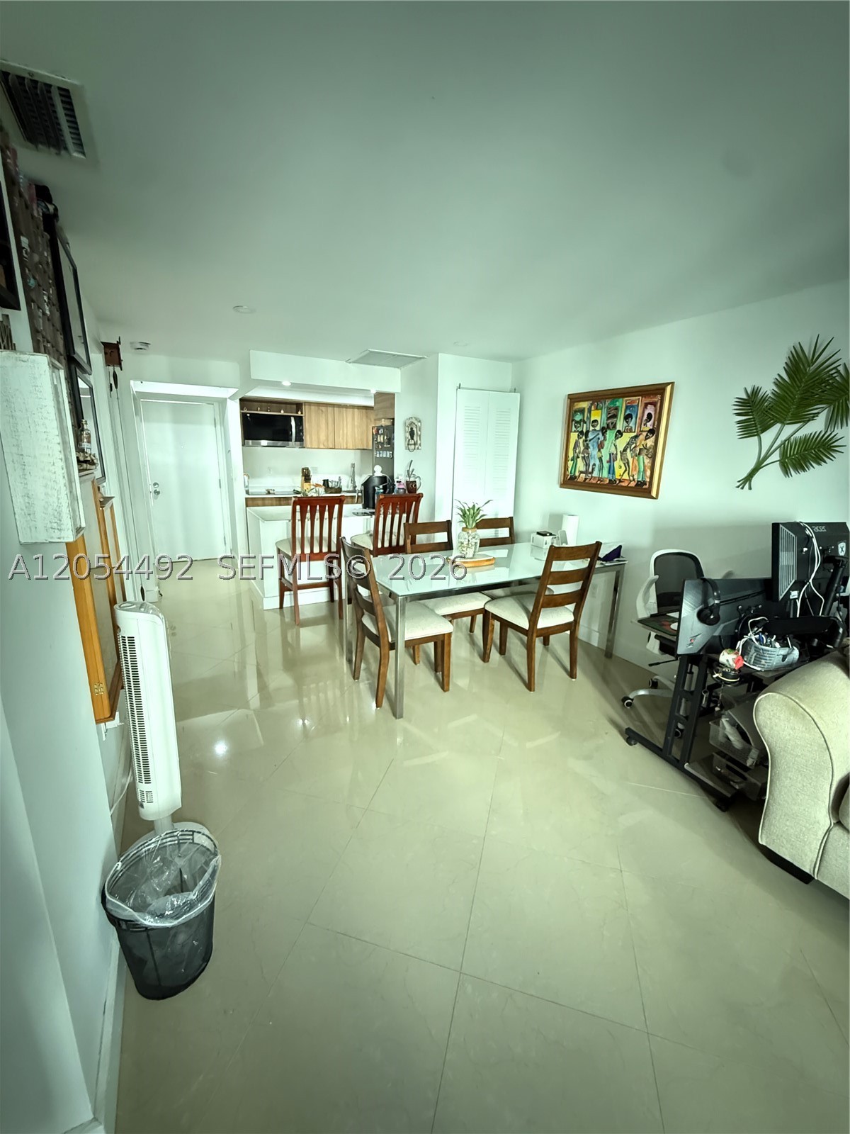 EL BOSQUE AT LITTLE HAVANA - Residential Lease