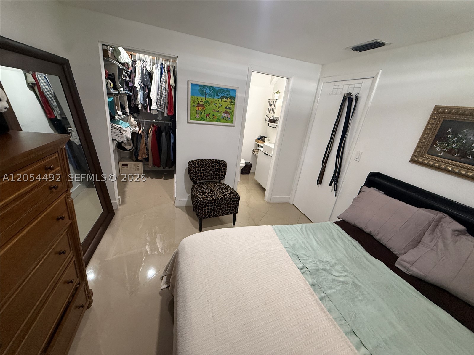 EL BOSQUE AT LITTLE HAVANA - Residential Lease