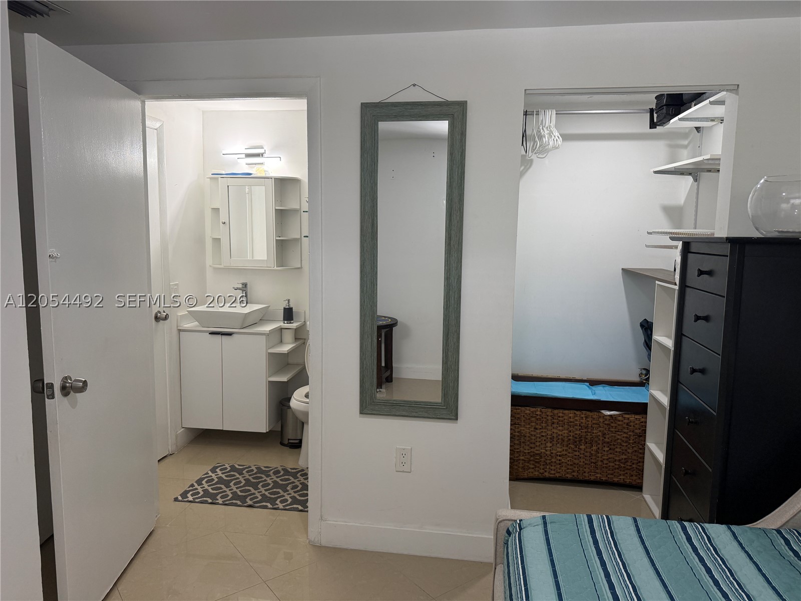 EL BOSQUE AT LITTLE HAVANA - Residential Lease