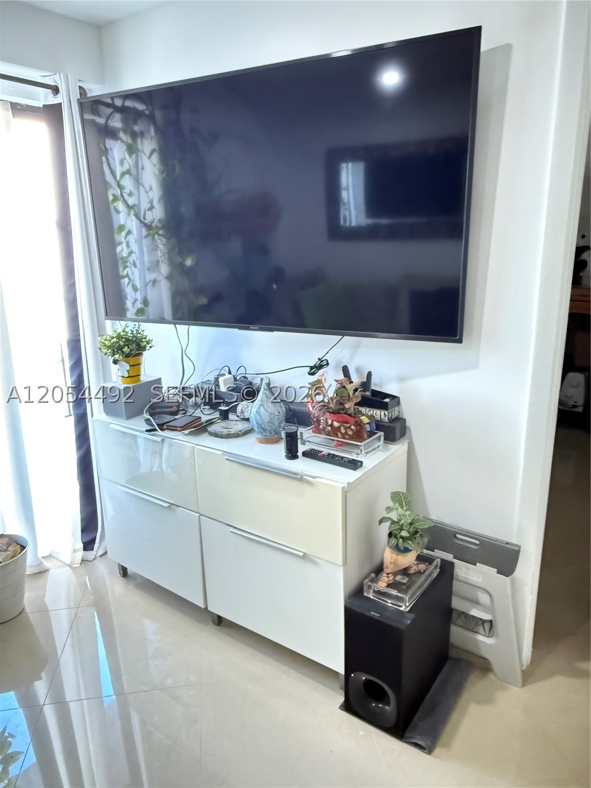 EL BOSQUE AT LITTLE HAVANA - Residential Lease
