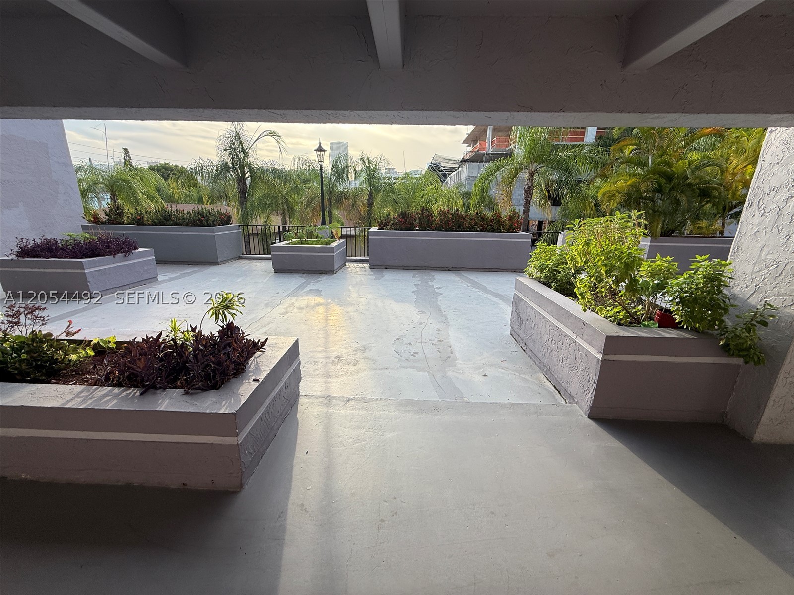 EL BOSQUE AT LITTLE HAVANA - Residential Lease