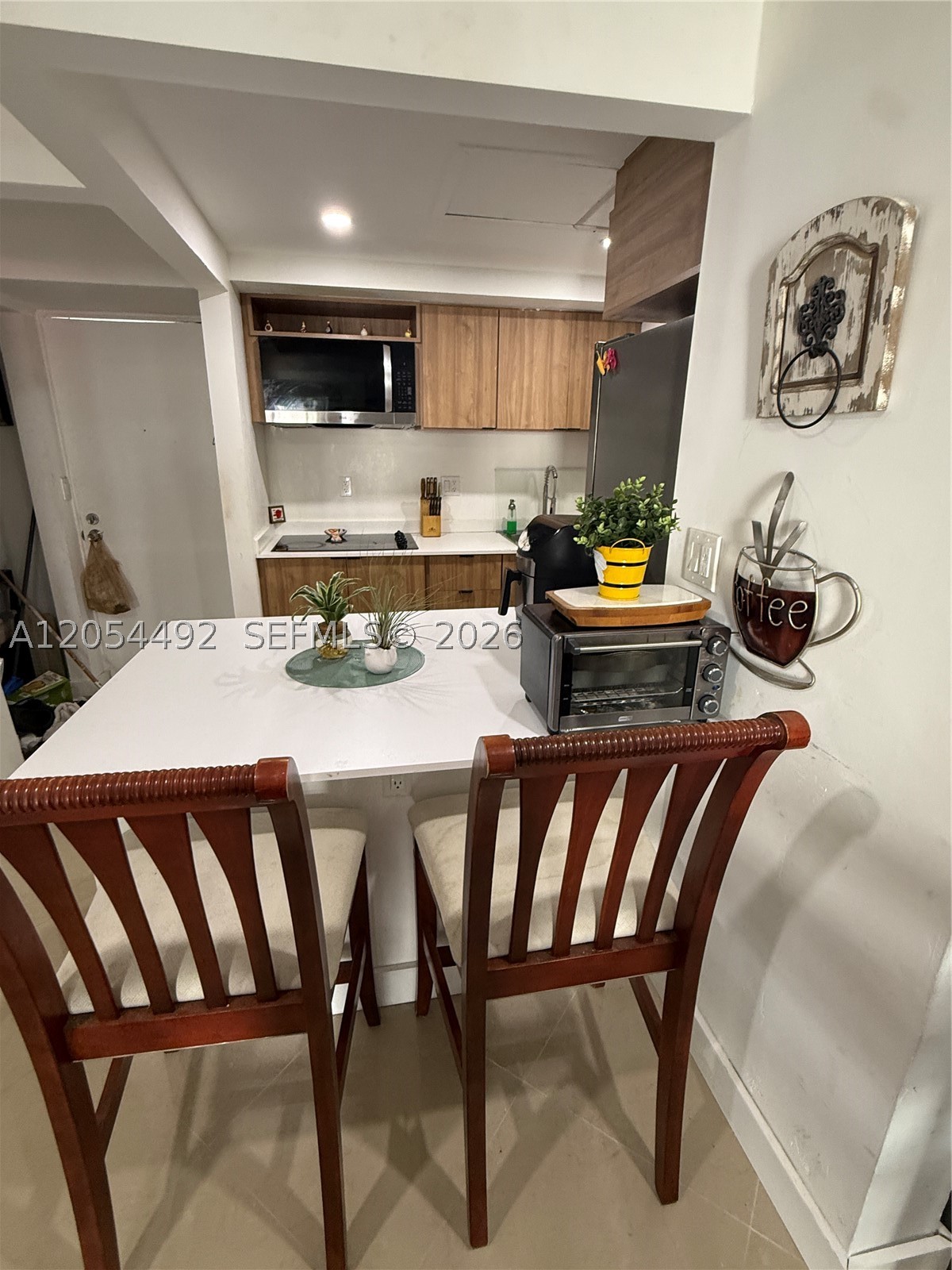 EL BOSQUE AT LITTLE HAVANA - Residential Lease
