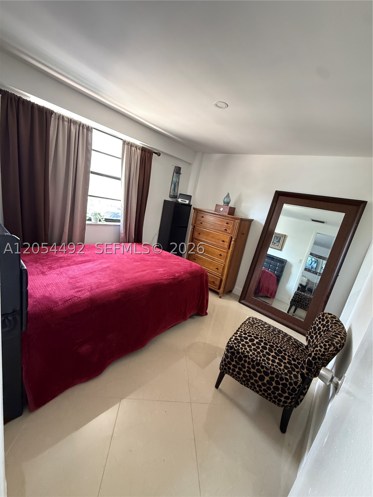 EL BOSQUE AT LITTLE HAVANA - Residential Lease