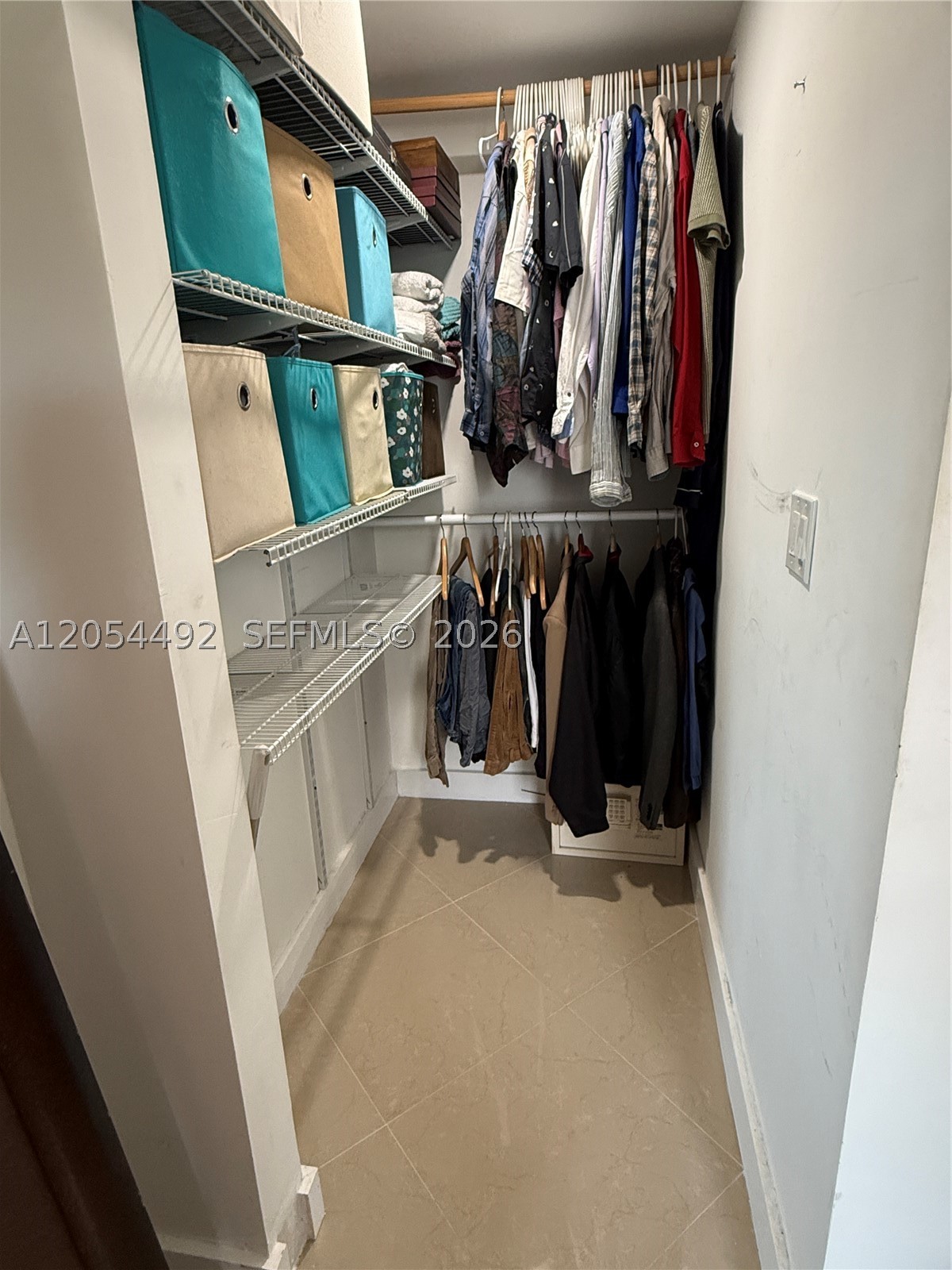 EL BOSQUE AT LITTLE HAVANA - Residential Lease