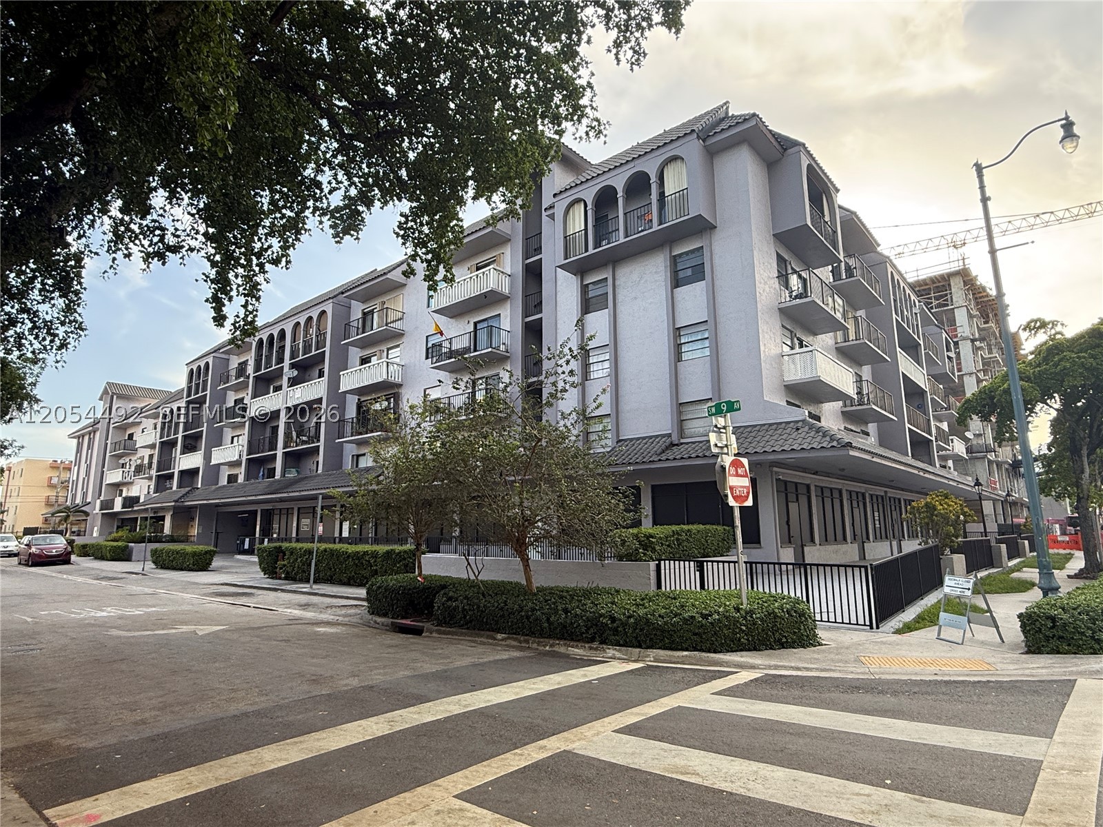 EL BOSQUE AT LITTLE HAVANA - Residential Lease