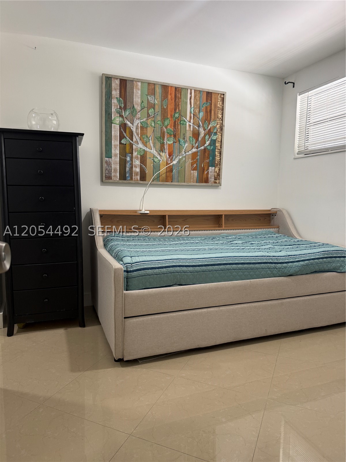 EL BOSQUE AT LITTLE HAVANA - Residential Lease