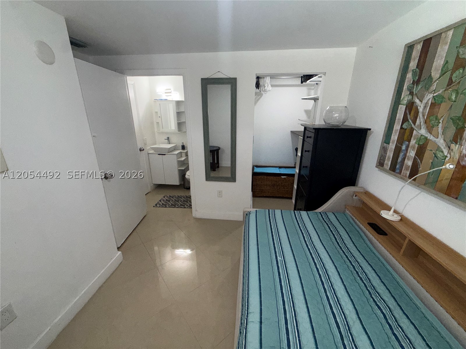 EL BOSQUE AT LITTLE HAVANA - Residential Lease