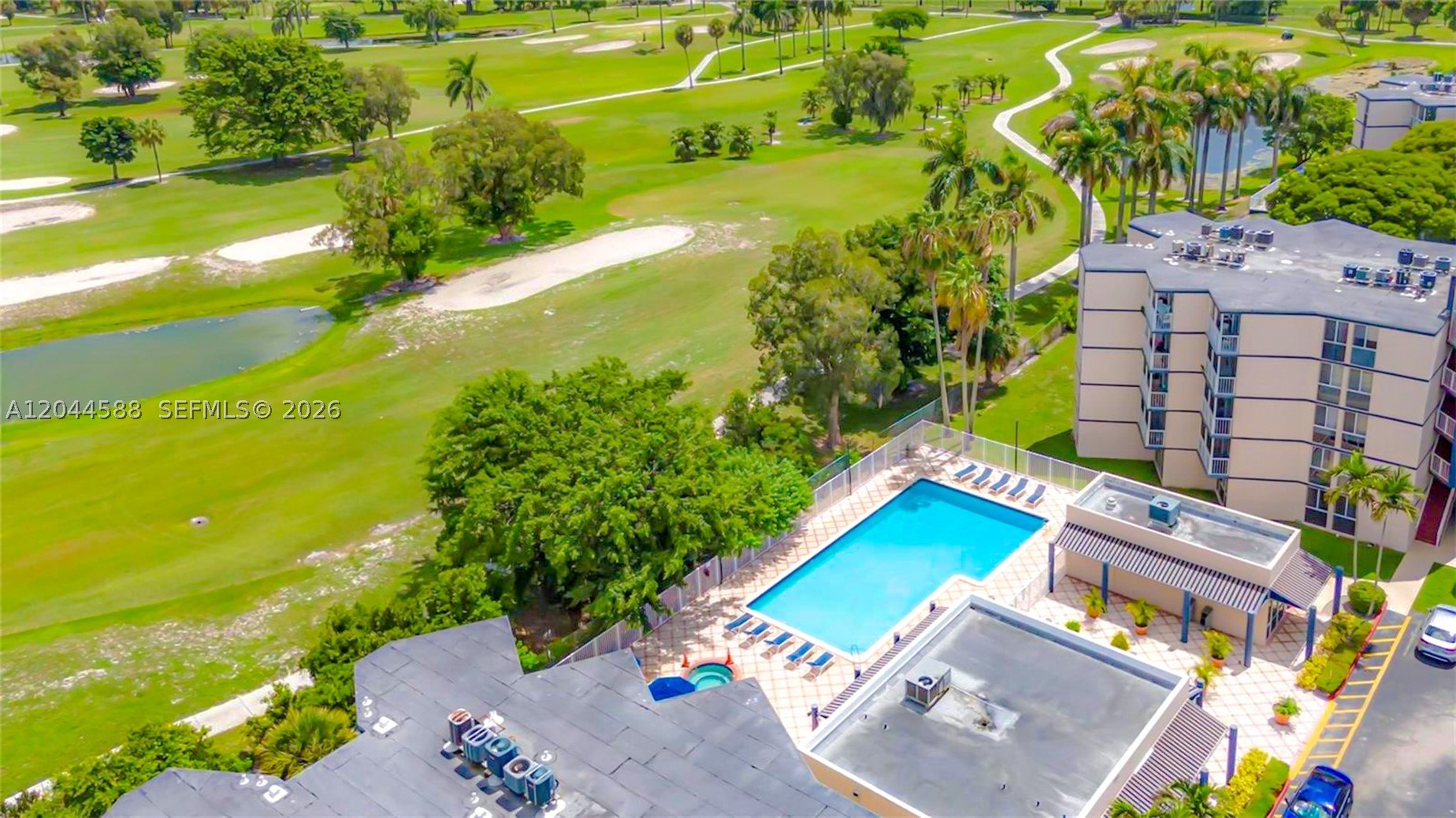 LAS BRISAS@ COUNTRY CLUB - Residential