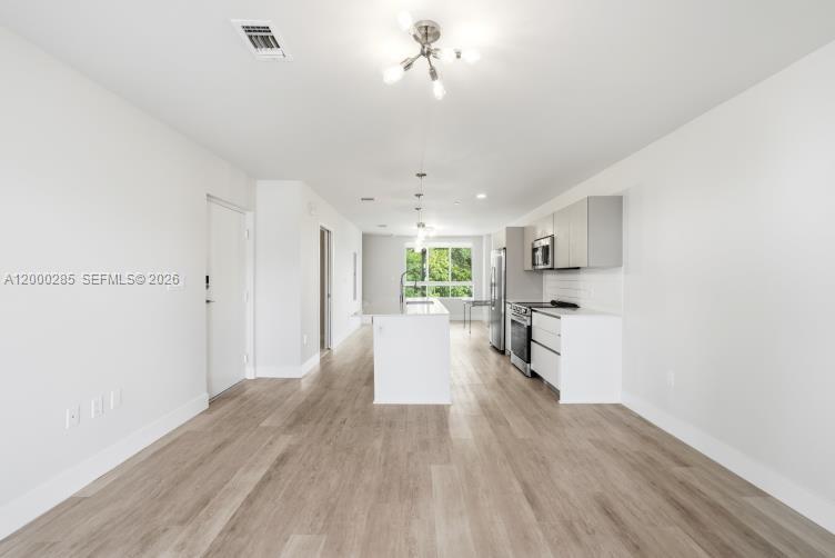 RIVERWOOD - Residential
