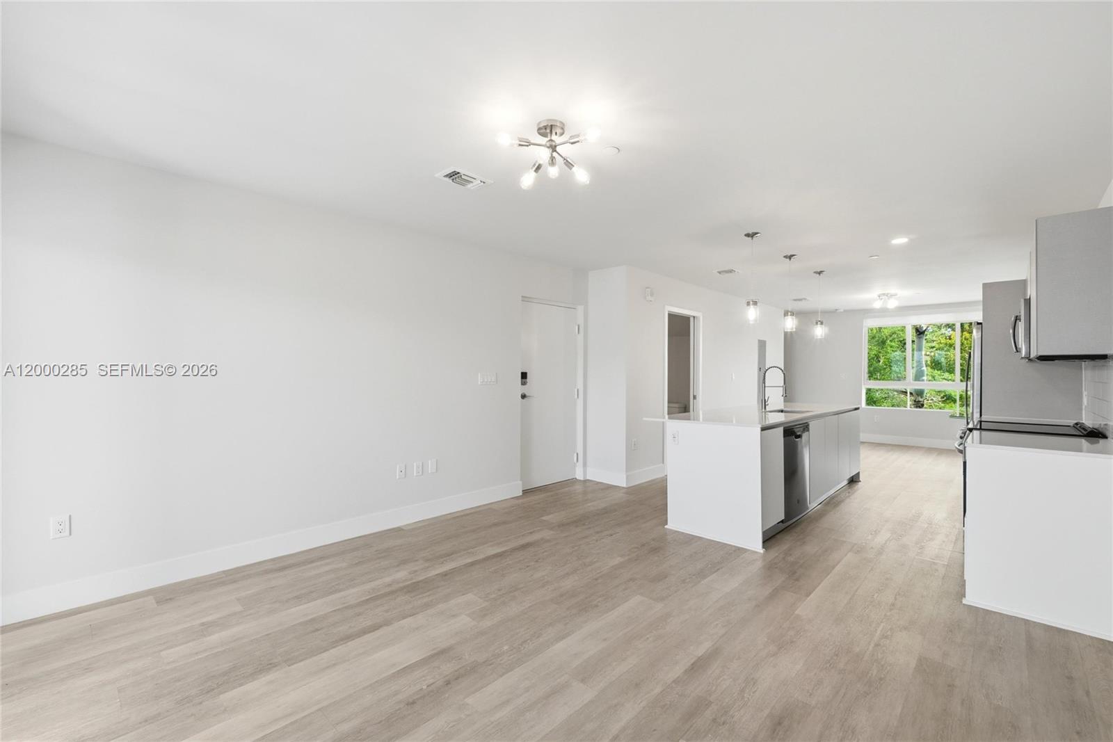 RIVERWOOD - Residential
