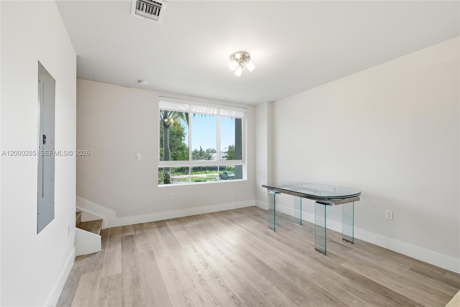 RIVERWOOD - Residential