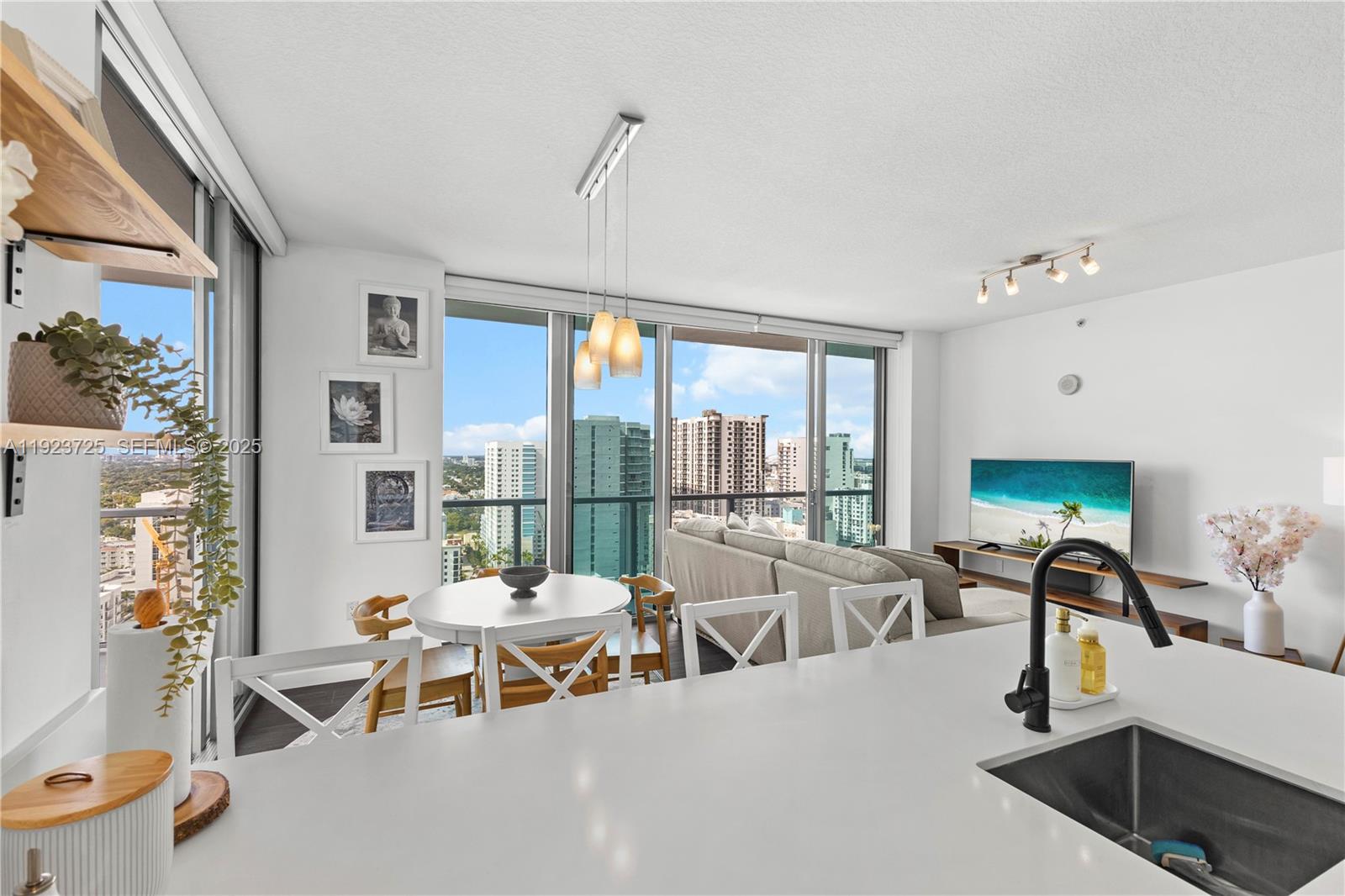 THE AXIS ON BRICKELL II C - Residential