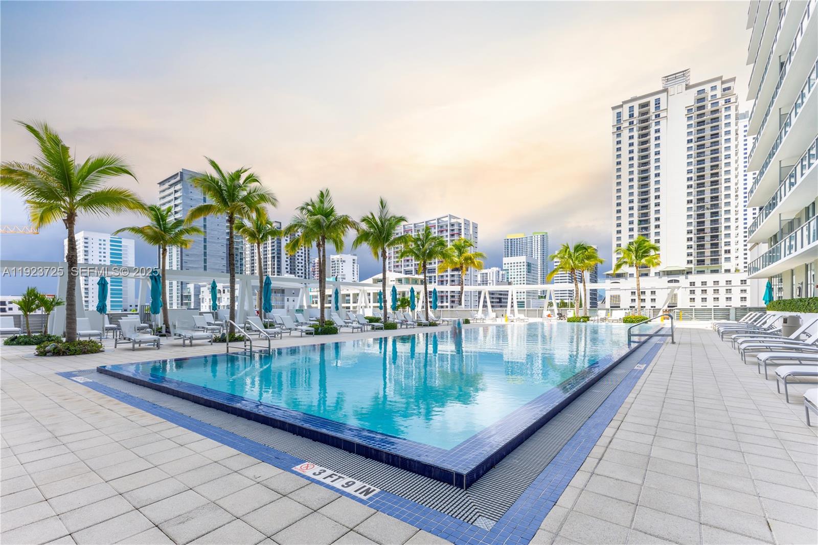 THE AXIS ON BRICKELL II C - Residential