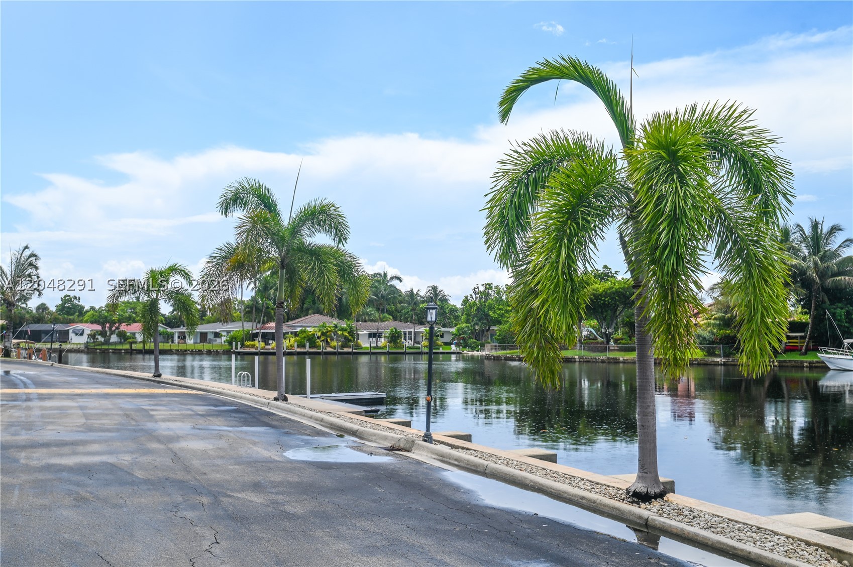 CYPRESS CLUB CONDO - Residential