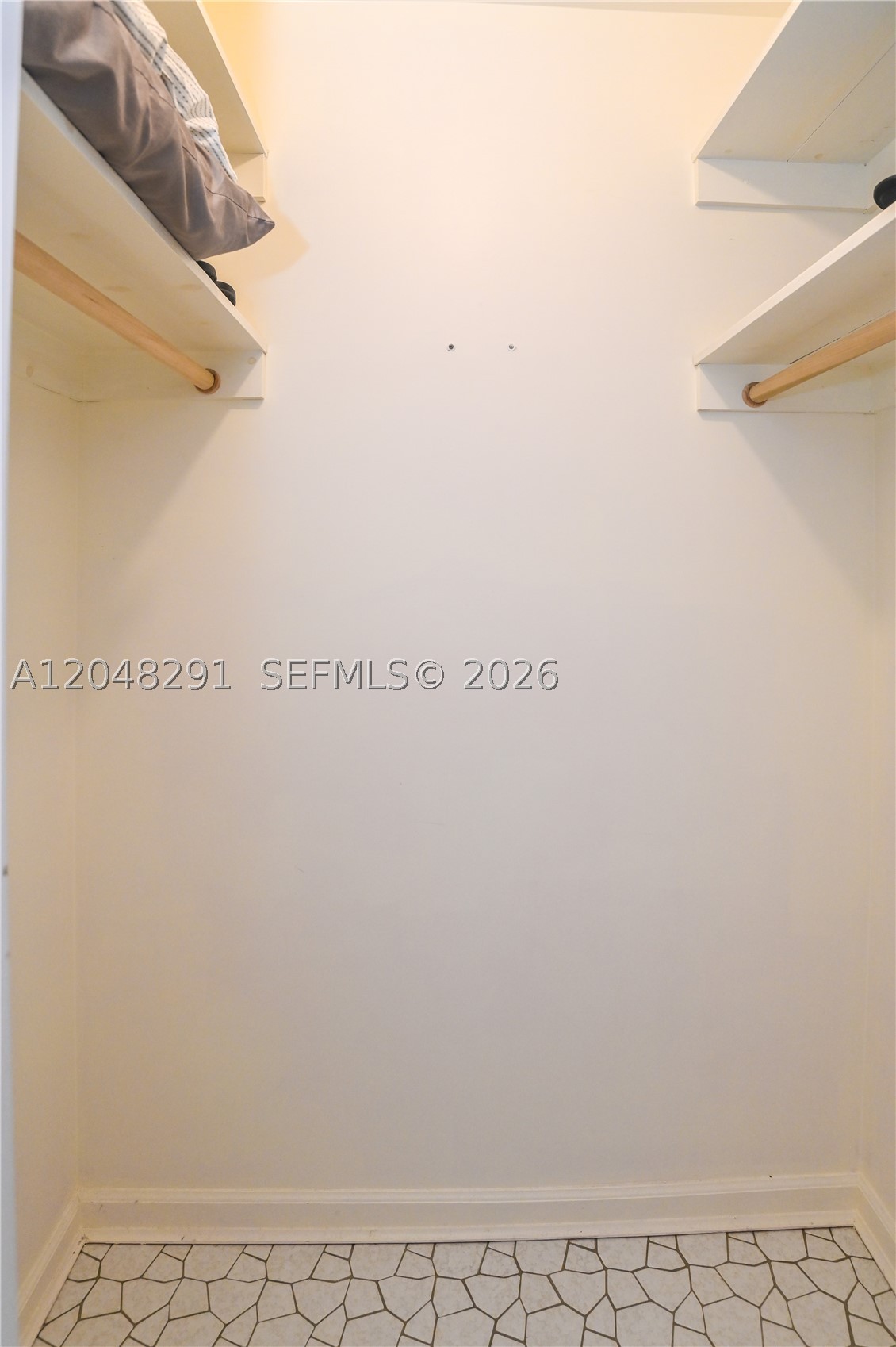 CYPRESS CLUB CONDO - Residential
