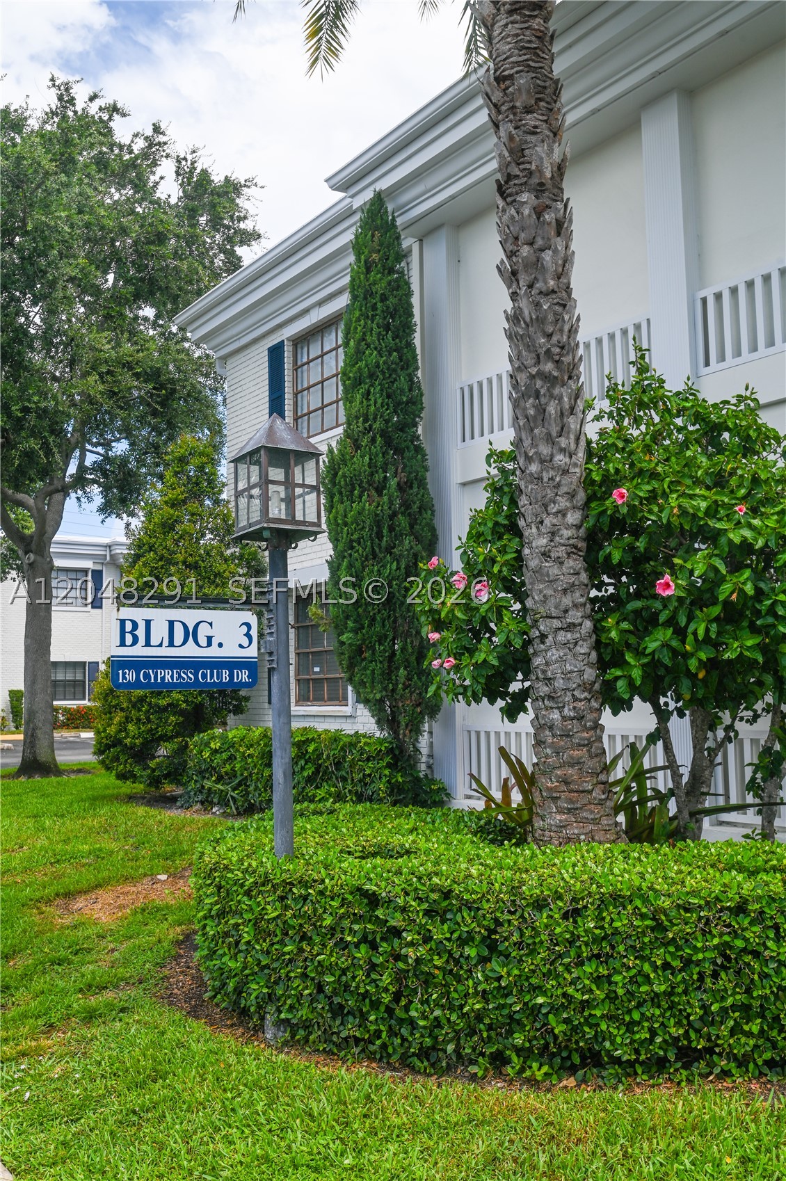 CYPRESS CLUB CONDO - Residential