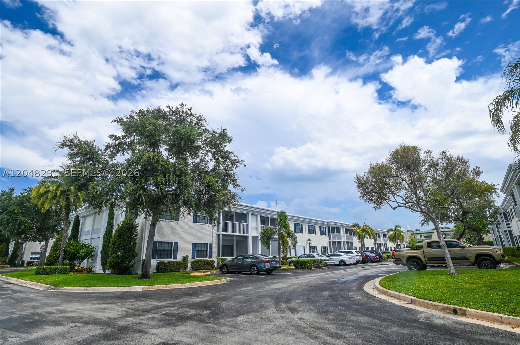 CYPRESS CLUB CONDO - Residential