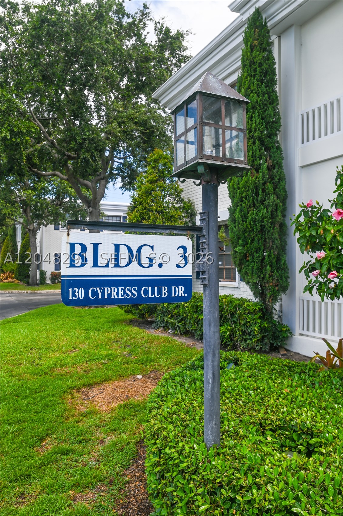 CYPRESS CLUB CONDO - Residential