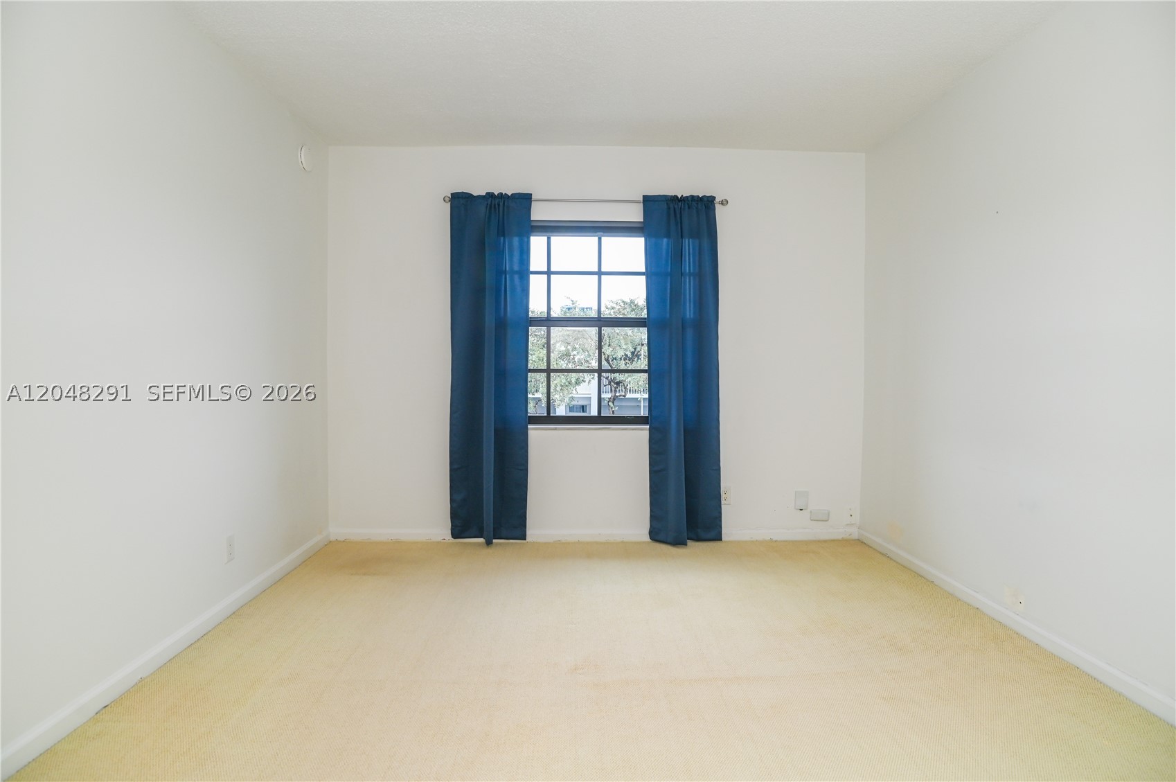 CYPRESS CLUB CONDO - Residential