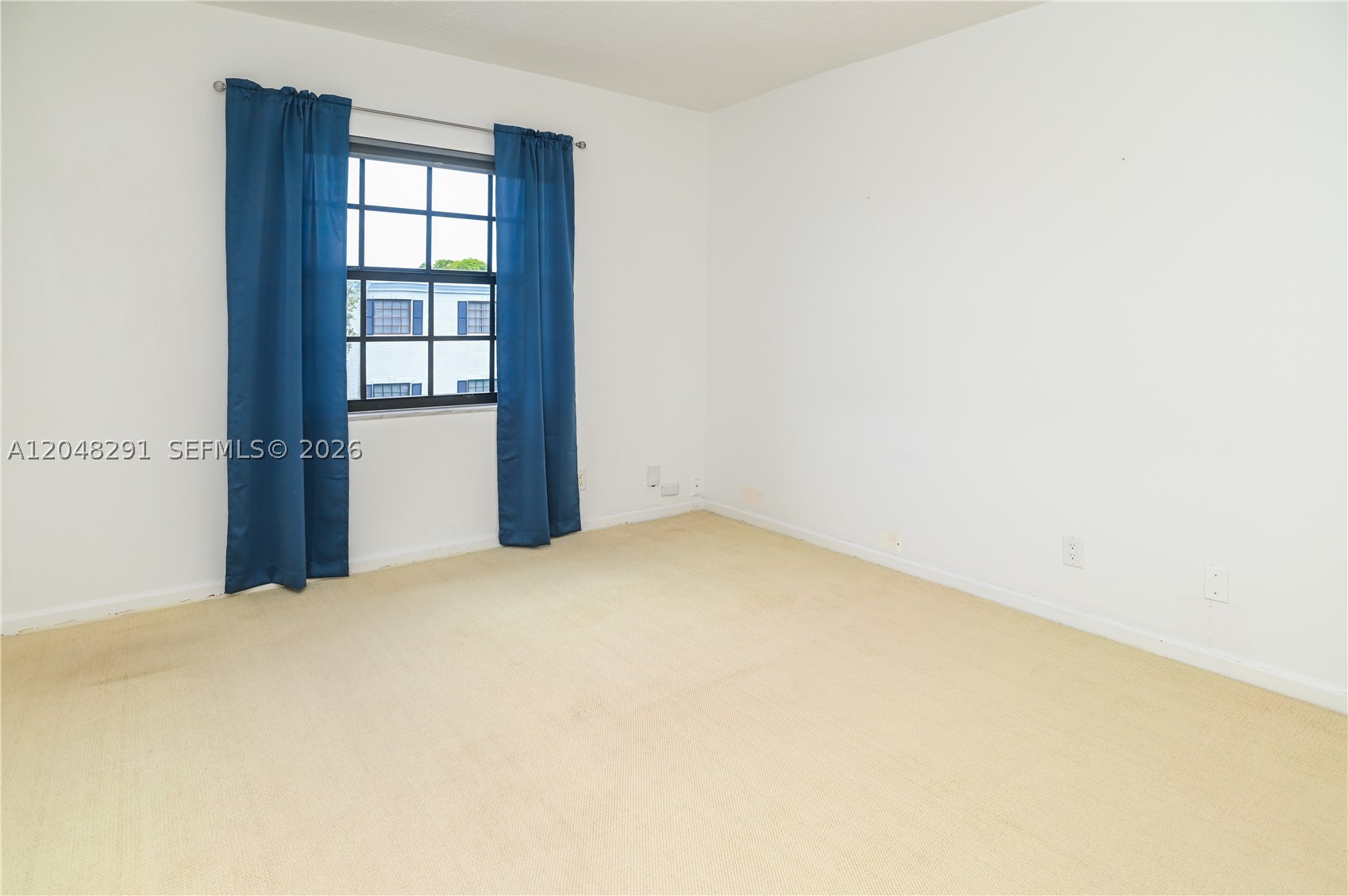 CYPRESS CLUB CONDO - Residential