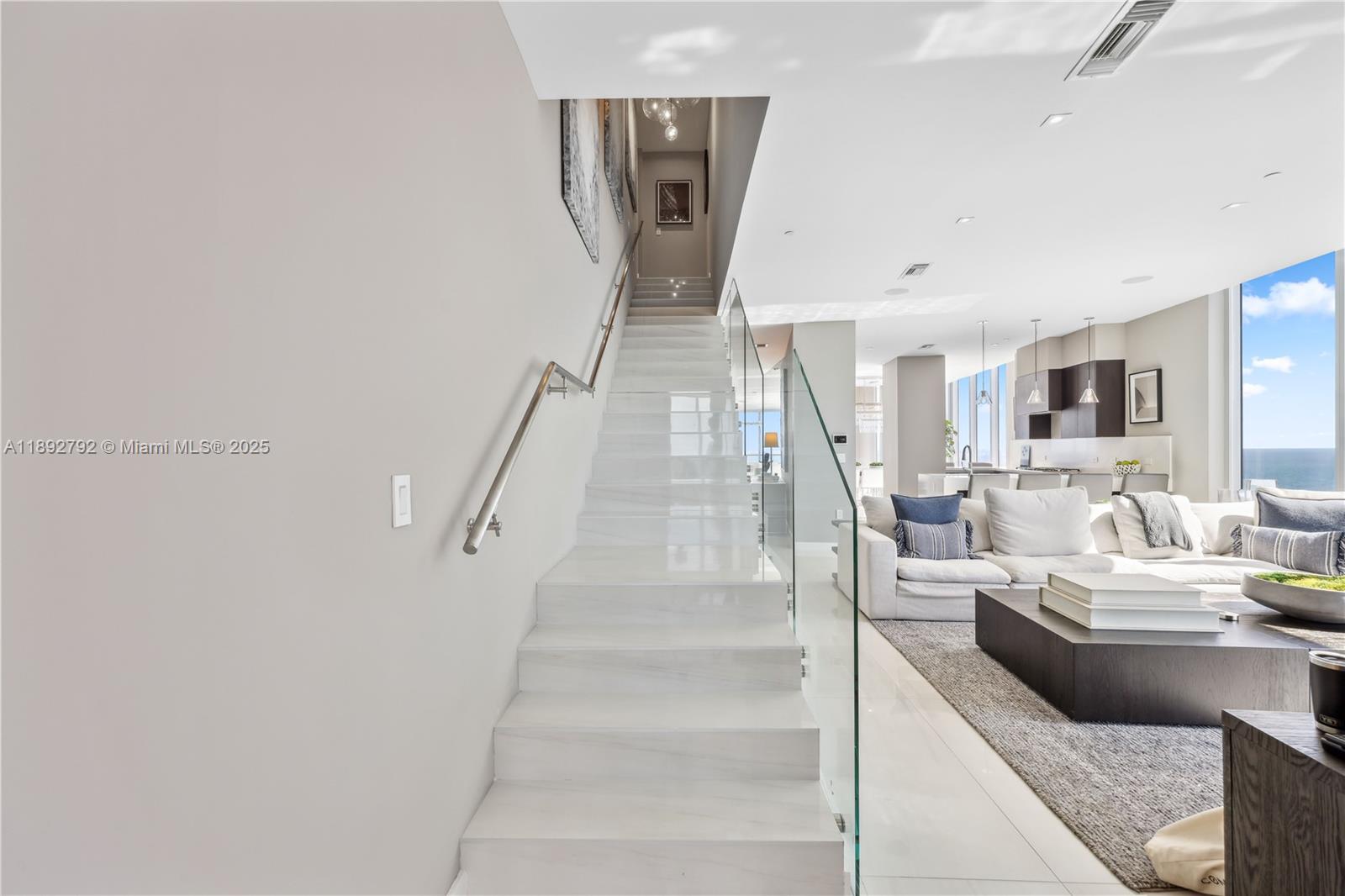 2200 FORT LAUDERDALE BEAC - Residential