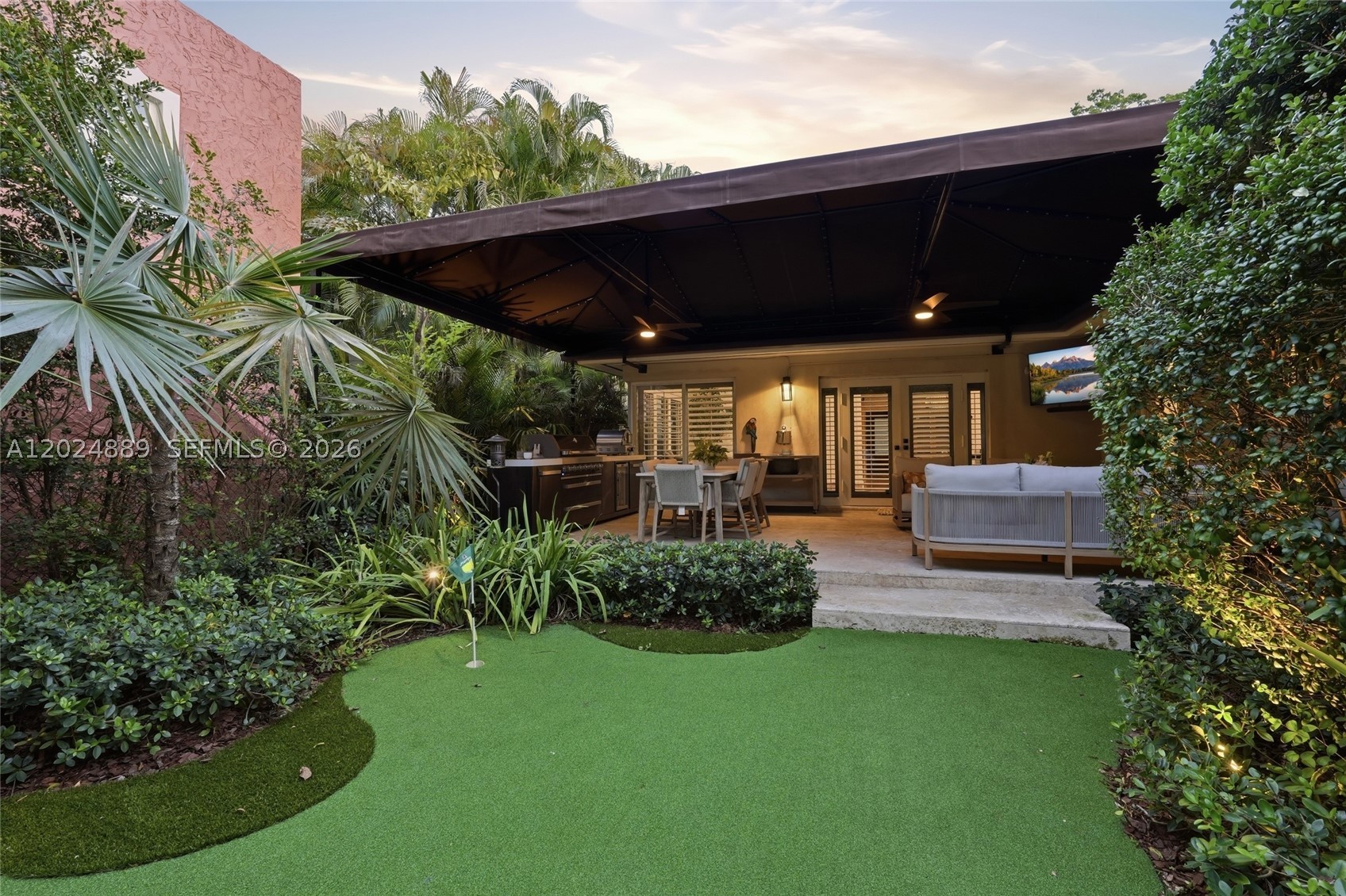 CORAL GABLES RIVIERA SEC - Residential