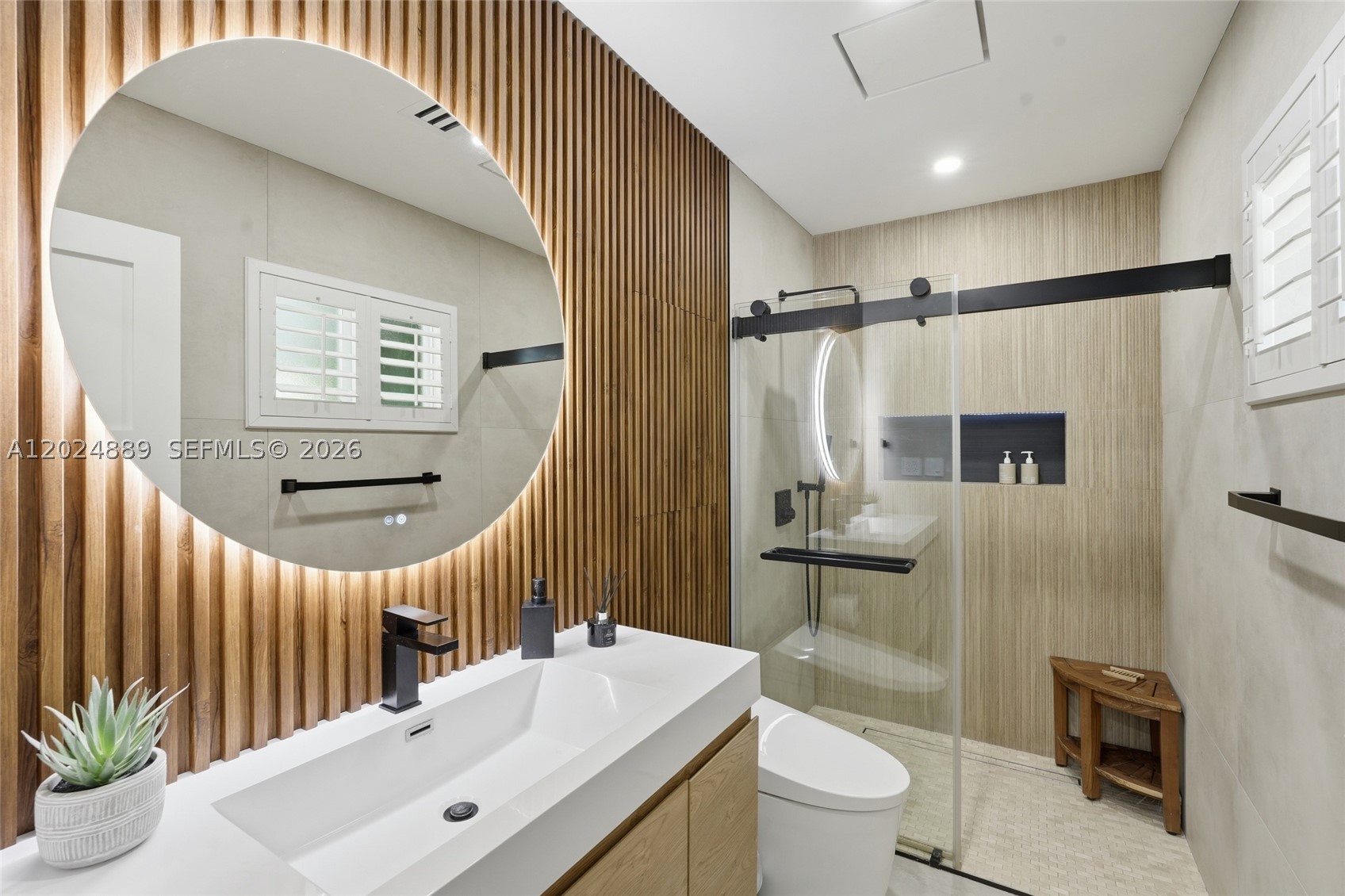 CORAL GABLES RIVIERA SEC - Residential
