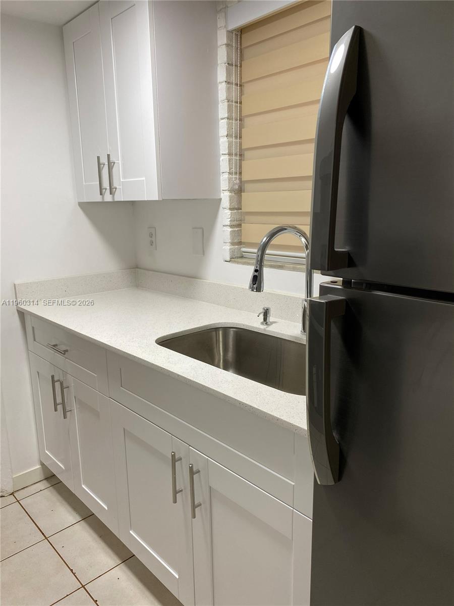 FOREVER ELEGANT CONDO - Residential