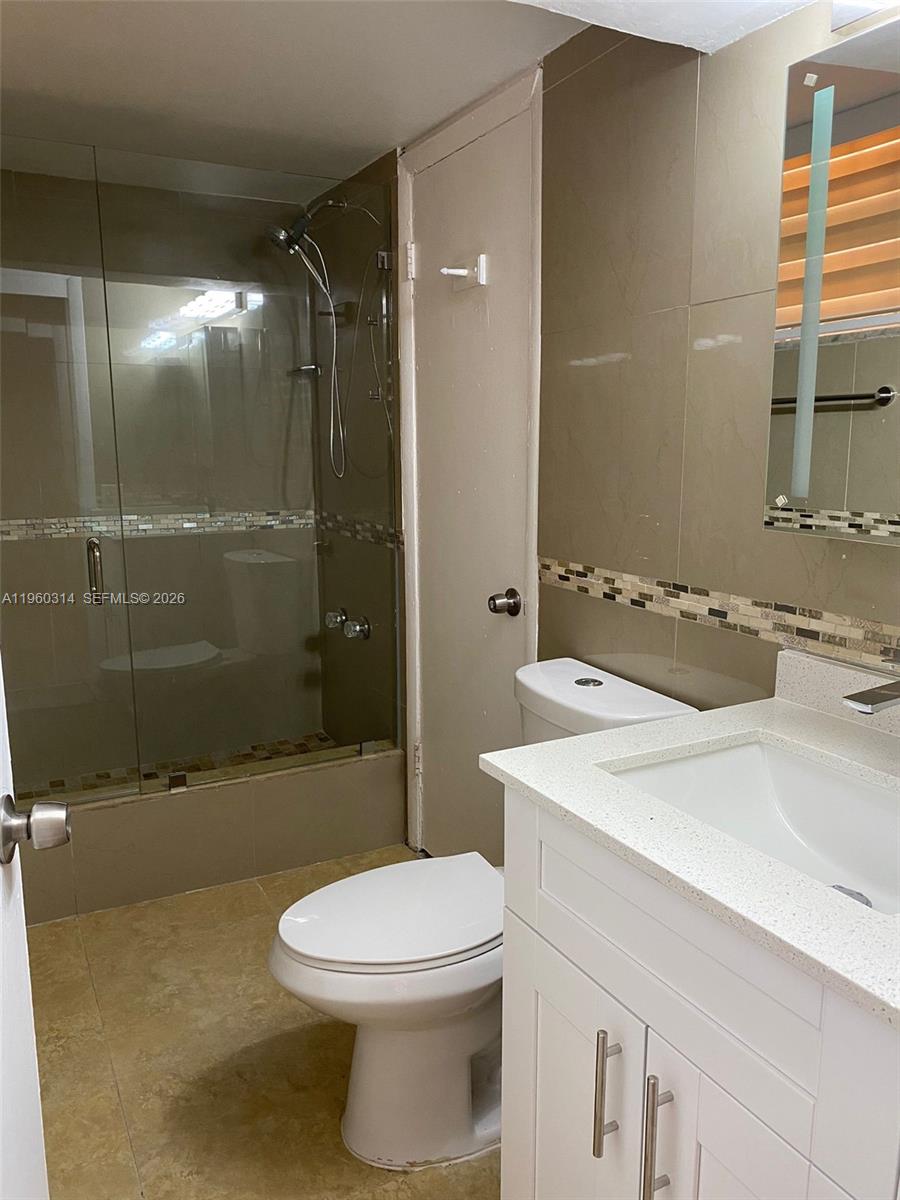 FOREVER ELEGANT CONDO - Residential