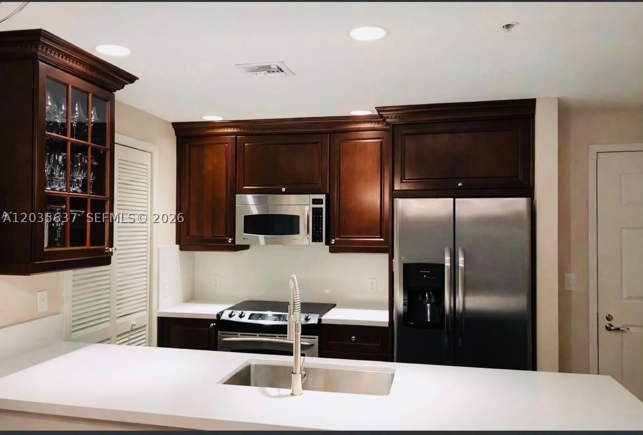 ANDALUSIA CONDO RESIDENCE - Residential