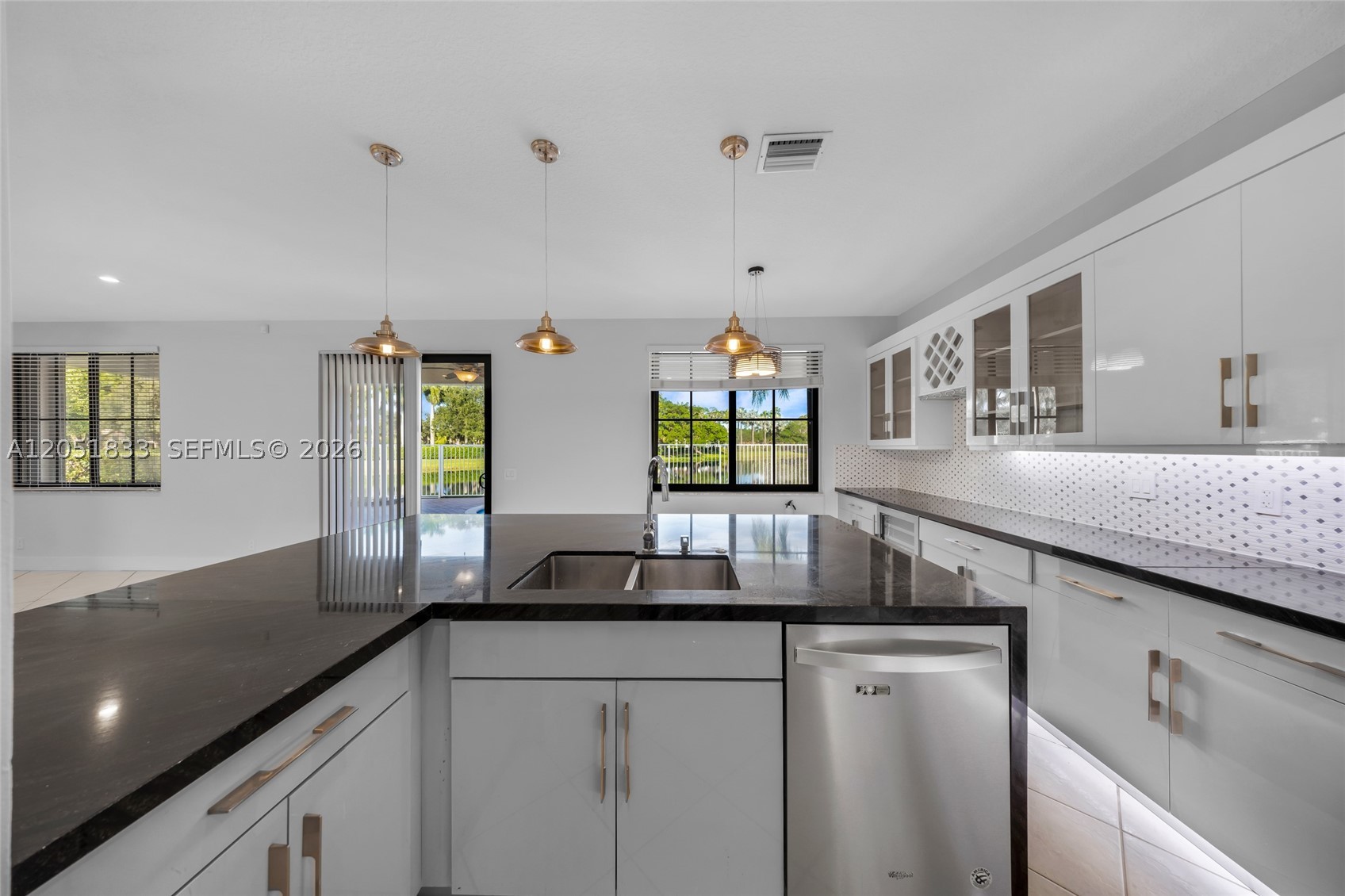 SECTOR 2-PARCELS 1 2 3 4 - Residential Lease