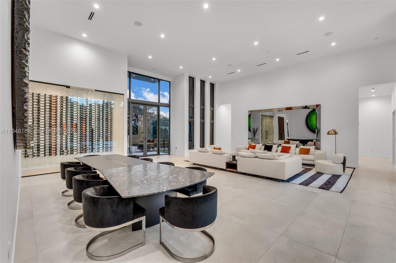 TOWN & RANCH ESTS - Residential