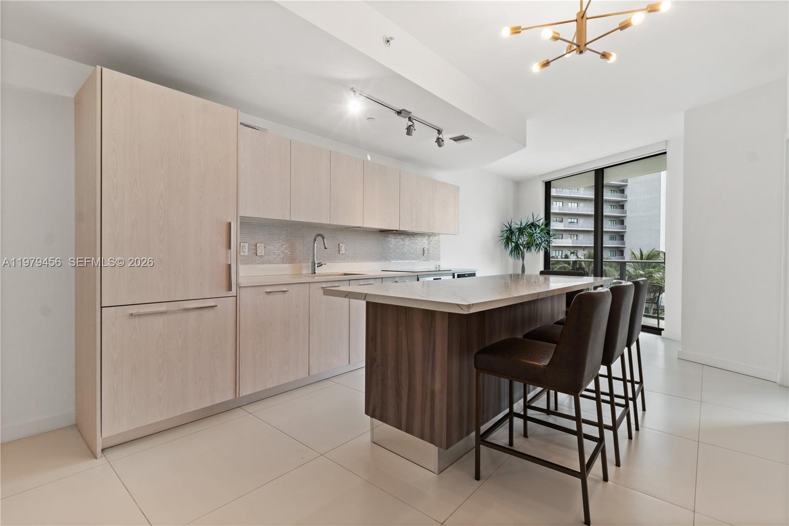PARAISO BAYVIEWS - Residential