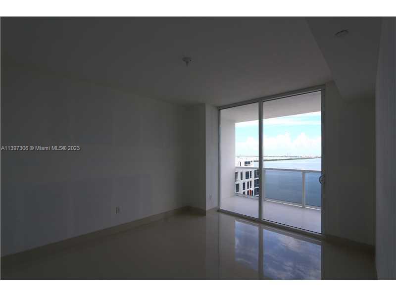 BAY HOUSE CONDO - Residential