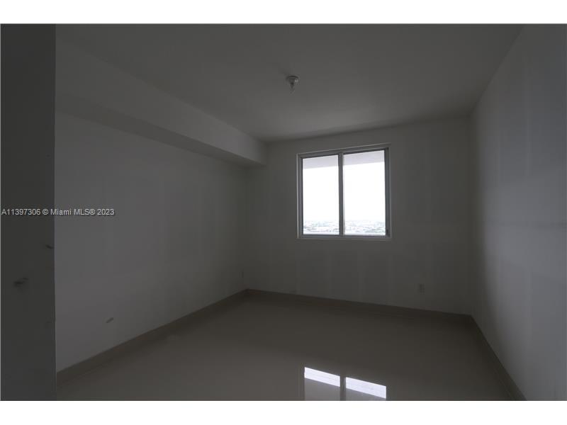 BAY HOUSE CONDO - Residential