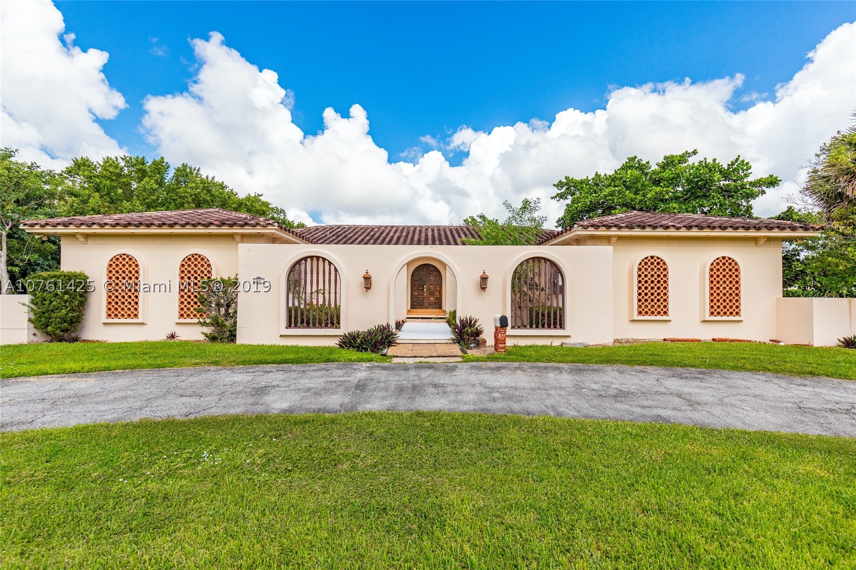 GABLES ESTATES NO 3 - Residential