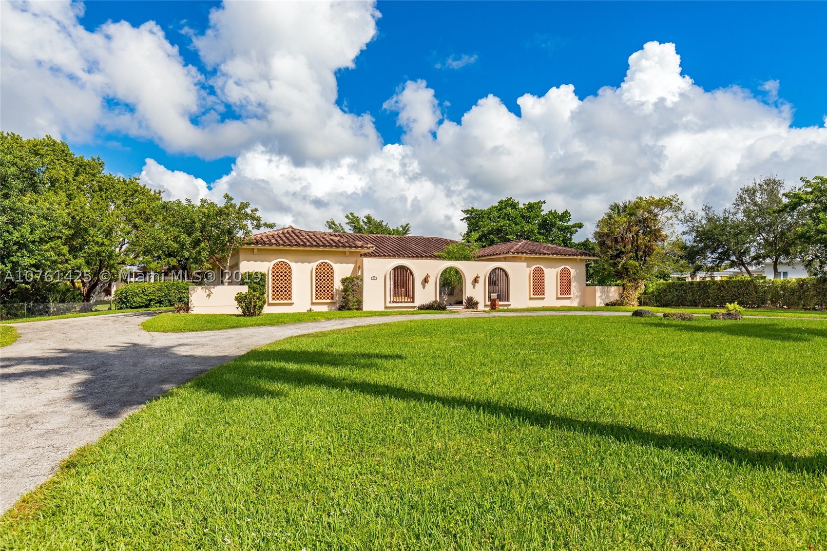 GABLES ESTATES NO 3 - Residential