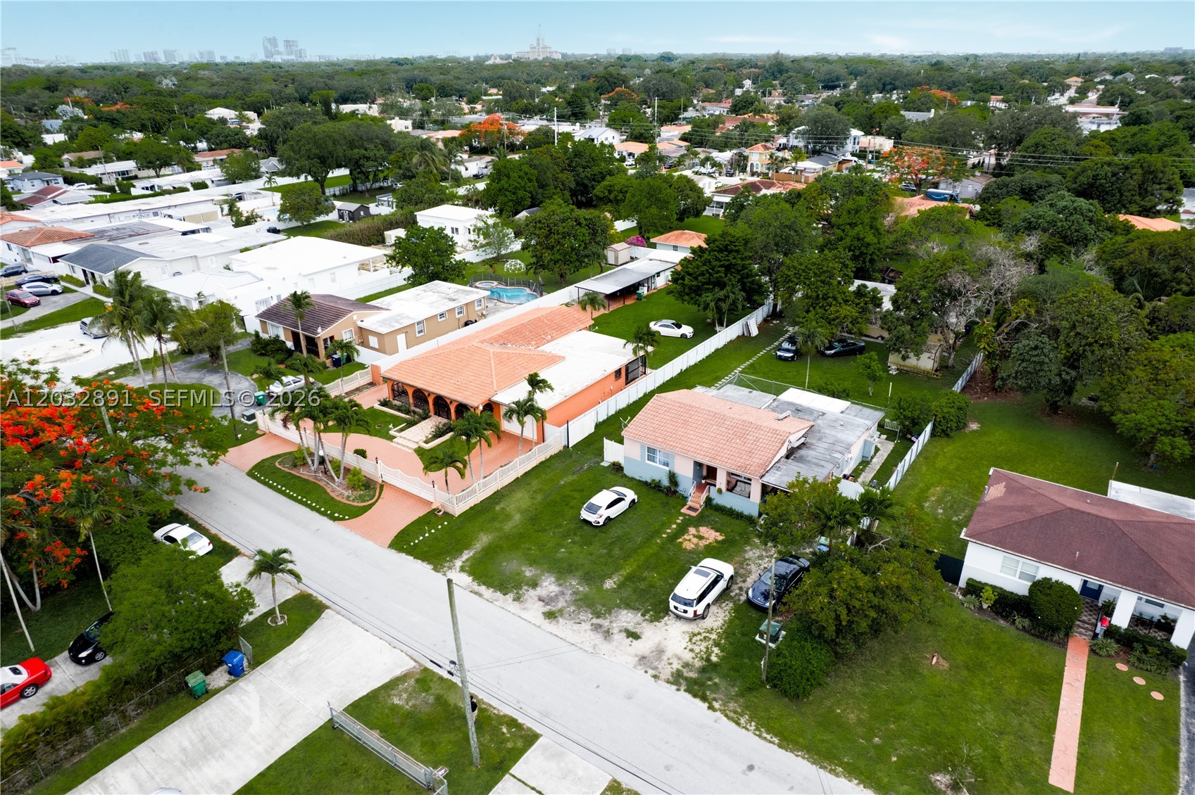 TAMIAMI ACRES PLAN I - Residential