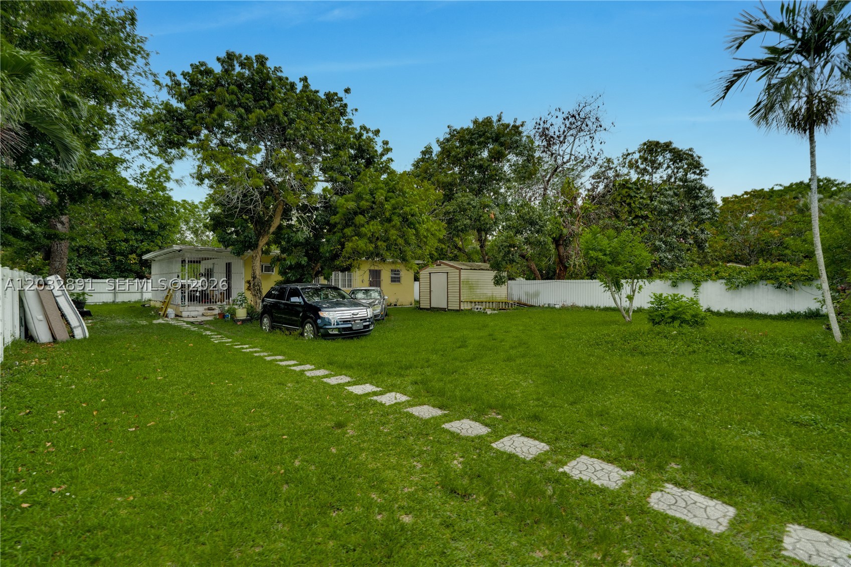 TAMIAMI ACRES PLAN I - Residential