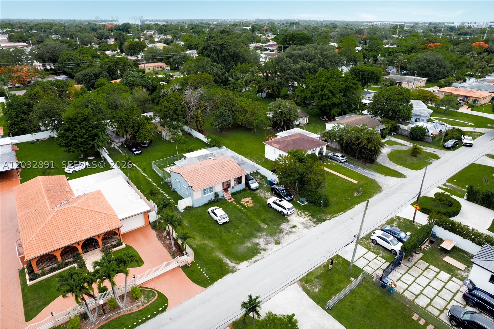 TAMIAMI ACRES PLAN I - Residential