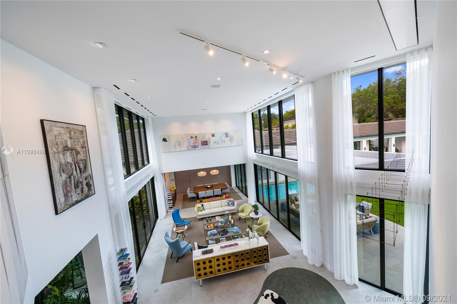CORAL GABLES RIVIERA SEC - Residential