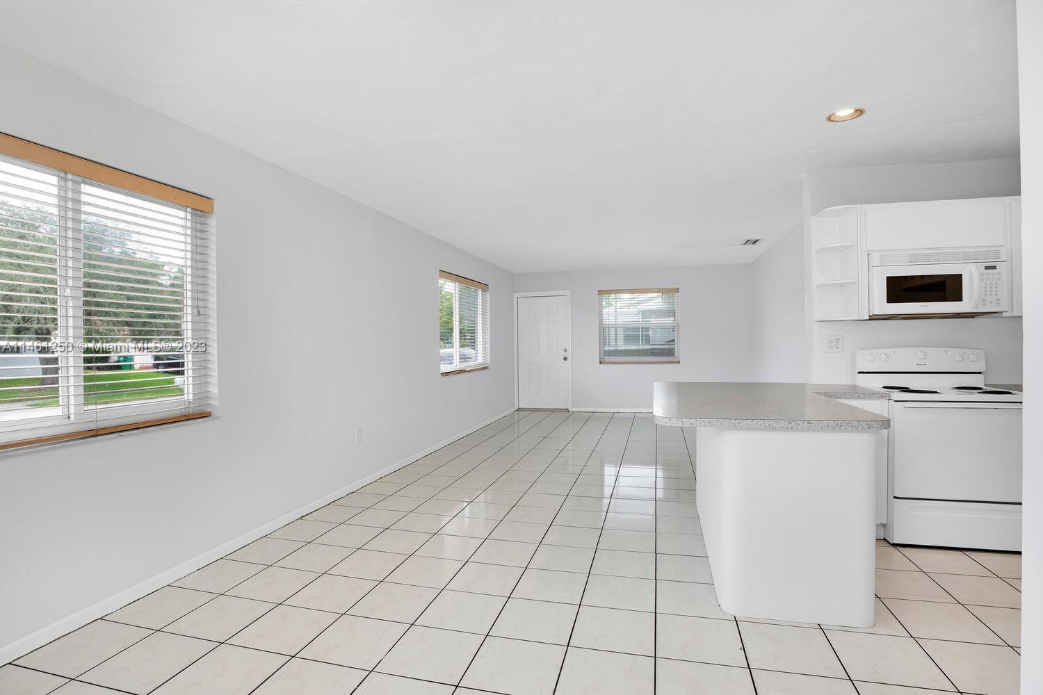 SAGA VIEW - Residential Lease