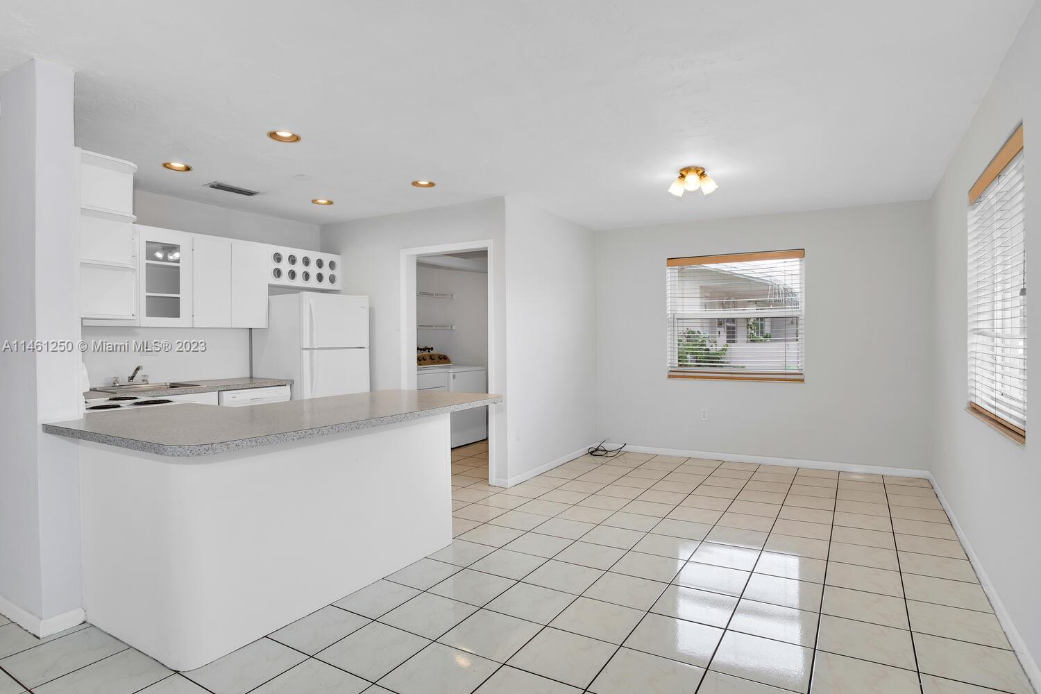 SAGA VIEW - Residential Lease