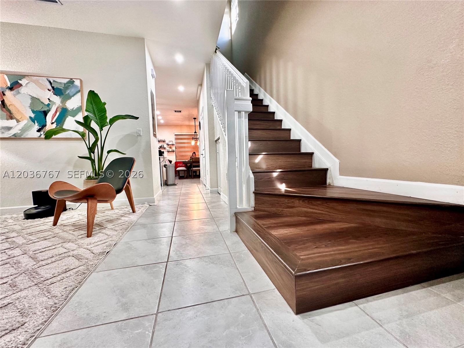 AQUABELLA NORTH - Residential Lease
